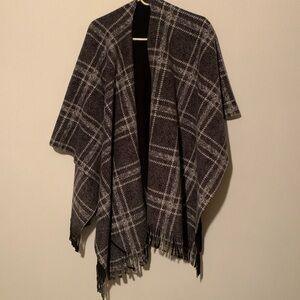 Handmade Fleecy Women’s Shawl NWOT